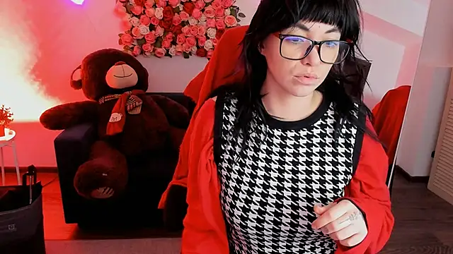 NeoGeisha online show from April 2026 01:45:01 PM