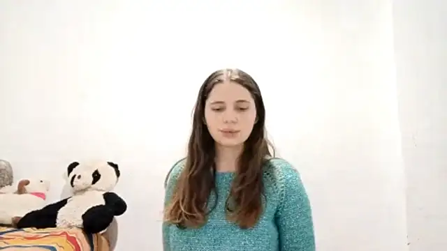 Snapshot of DessieGeniesse chatting on February 2026 05:10:02 PM DessieGeniesse online show from February 2026 05:10:02 PM