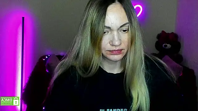 Snapshot of BlondMikey22 chatting on February 2026 06:55:02 PM BlondMikey22 online show from February 2026 06:55:02 PM