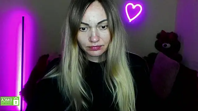 Snapshot of BlondMikey22 chatting on February 2026 06:11:02 PM BlondMikey22 online show from February 2026 06:11:02 PM