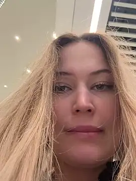 blonde exe online show from February 2026 03:41:02 PM