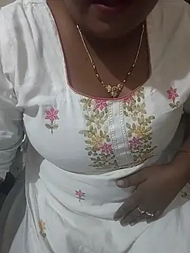 Snapshot of Archana_achu143 chatting on February 2026 12:03:01 PM Archana achu143 online show from February 2026 12:03:01 PM