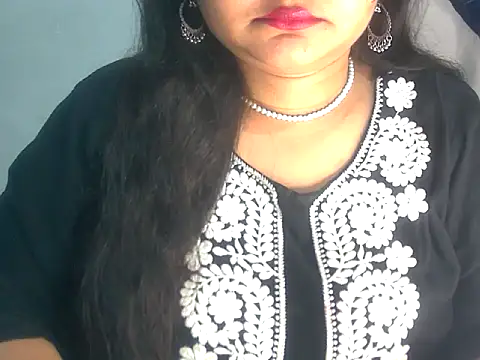 Snapshot of Saniya_K2 chatting on February 2026 04:14:02 PM Saniya K2 online show from February 2026 04:14:02 PM