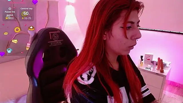 Snapshot of Sashaa_tay chatting on February 2026 07:23:01 PM Sashaa tay online show from February 2026 07:23:01 PM