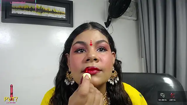 yaazhinii online show from July 2026 11:30:02 AM