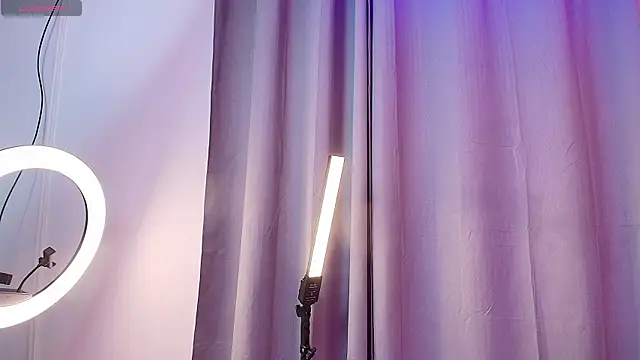 YazminJenner online show from July 2026 06:33:02 AM