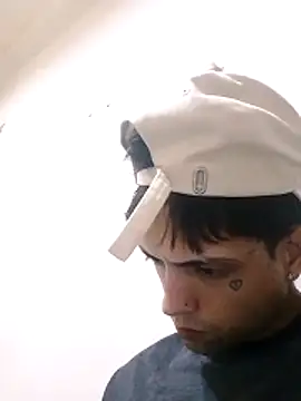 Snapshot of CubanoxxxSex chatting on February 2026 08:31:02 PM CubanoxxxSex online show from February 2026 08:31:02 PM