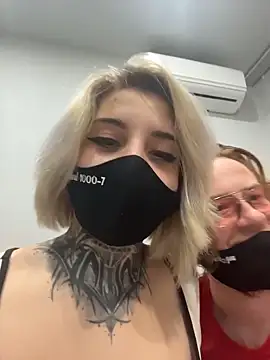 Snapshot of AllisonXAlfred chatting on February 2026 09:29:02 PM AllisonXAlfred online show from February 2026 09:29:02 PM