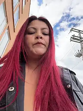 Lia-Moon77 online show from April 2026 07:05:02 PM