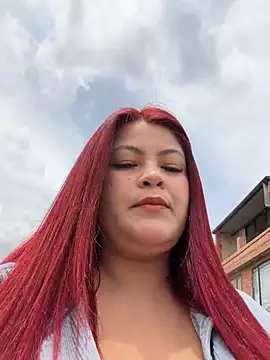 Lia-Moon77 online show from June 2026 05:01:02 PM