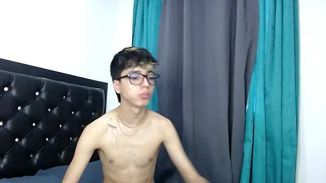 gabriel x18 online show from February 2026 09:15:02 PM