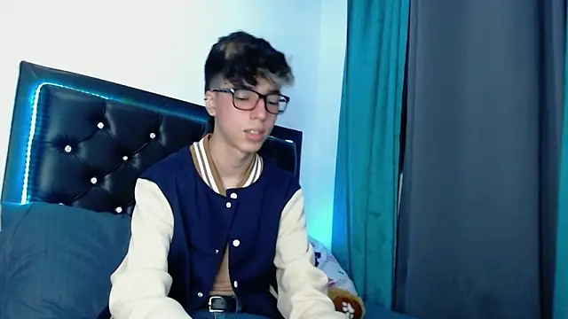 gabriel x18 online show from April 2026 04:32:02 AM