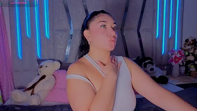 Snapshot of Grecia_Valmont chatting on February 2026 06:38:01 PM Grecia Valmont online show from February 2026 06:38:01 PM