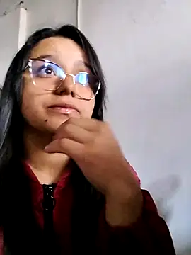 Snapshot of Jenni002_- chatting on February 2026 03:39:02 PM Jenni002 - online show from February 2026 03:39:02 PM