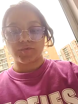 Snapshot of Jenni002_- chatting on February 2026 03:40:01 PM Jenni002 - online show from February 2026 03:40:01 PM