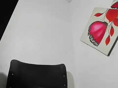 Jesshot bigcock20cm online show from May 2026 07:03:01 AM
