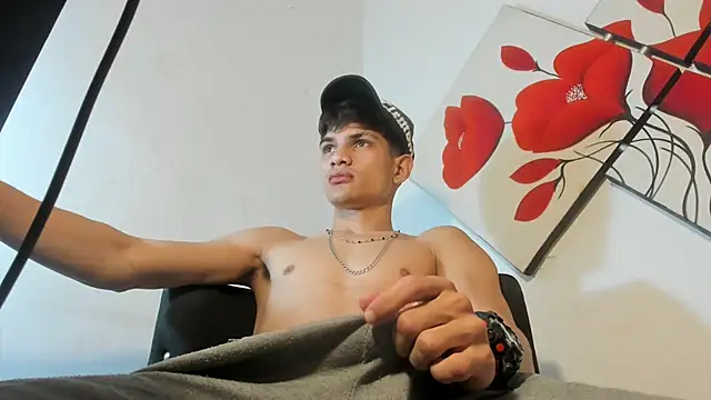 Jesshot bigcock20cm online show from June 2026 05:27:01 AM