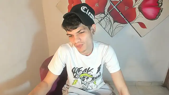 Jesshot bigcock20cm online show from July 2026 02:51:01 AM