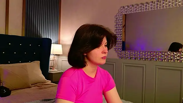 Snapshot of Milana_Bold chatting on April 2026 02:51:02 AM Milana Bold online show from April 2026 02:51:02 AM