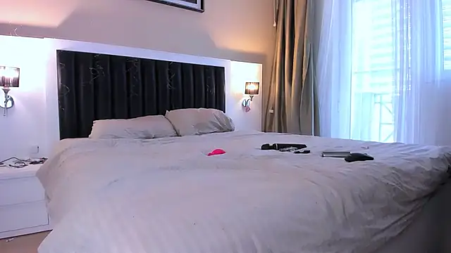 Snapshot of marrena_a chatting on February 2026 08:44:02 AM marrena a online show from February 2026 08:44:02 AM