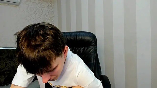 Snapshot of PackBev chatting on February 2026 07:57:02 PM PackBev online show from February 2026 07:57:02 PM