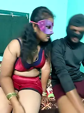 Snapshot of Tamilkannadacouple chatting on February 2026 04:47:02 PM Tamilkannadacouple online show from February 2026 04:47:02 PM