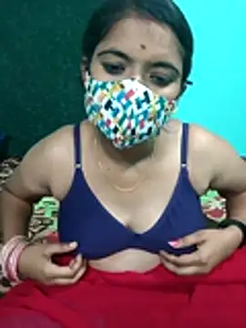 Snapshot of Tamilkannadacouple chatting on February 2026 05:23:02 PM Tamilkannadacouple online show from February 2026 05:23:02 PM