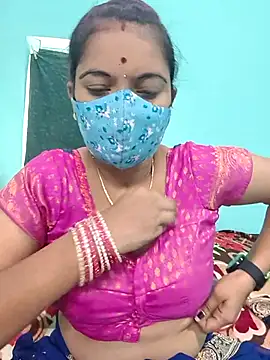Snapshot of Tamilkannadacouple chatting on March 2026 05:55:01 AM Tamilkannadacouple online show from March 2026 05:55:01 AM