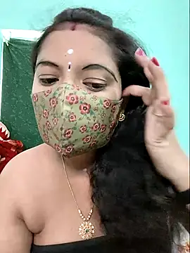 Snapshot of Tamilkannadacouple chatting on April 2026 05:24:02 AM Tamilkannadacouple online show from April 2026 05:24:02 AM
