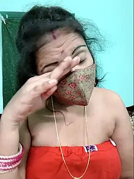 Snapshot of Tamilkannadacouple chatting on April 2026 05:50:02 PM Tamilkannadacouple online show from April 2026 05:50:02 PM