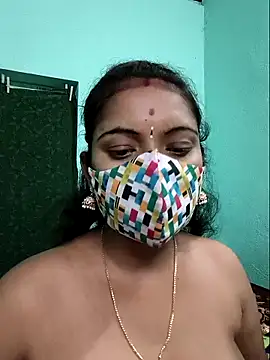 Snapshot of Tamilkannadacouple chatting on April 2026 05:30:01 PM Tamilkannadacouple online show from April 2026 05:30:01 PM