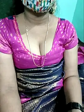 Snapshot of Tamilkannadacouple chatting on May 2026 05:17:02 PM Tamilkannadacouple online show from May 2026 05:17:02 PM