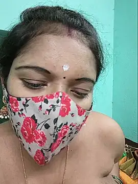 Snapshot of Tamilkannadacouple chatting on May 2026 06:03:01 PM Tamilkannadacouple online show from May 2026 06:03:01 PM