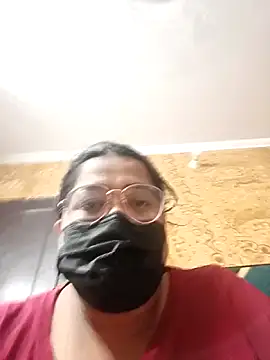 Snapshot of GangbangCouple chatting on February 2026 05:52:01 PM GangbangCouple online show from February 2026 05:52:01 PM