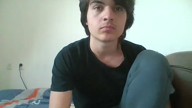 MrPine19 online show from February 2026 02:37:02 AM