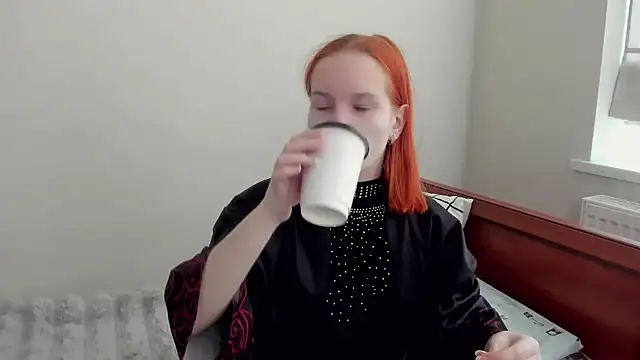 Snapshot of Vedime chatting on February 2026 08:15:02 AM Vedime online show from February 2026 08:15:02 AM