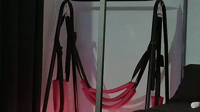 Snapshot of bellaskeykeeper chatting on February 2026 01:18:02 PM bellaskeykeeper online show from February 2026 01:18:02 PM