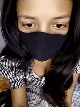 Snapshot of Naina-hott chatting on February 2026 06:51:02 PM Naina-hott online show from February 2026 06:51:02 PM