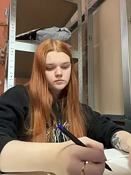 Snapshot of purple-hornet chatting on February 2026 12:53:02 PM purple-hornet online show from February 2026 12:53:02 PM