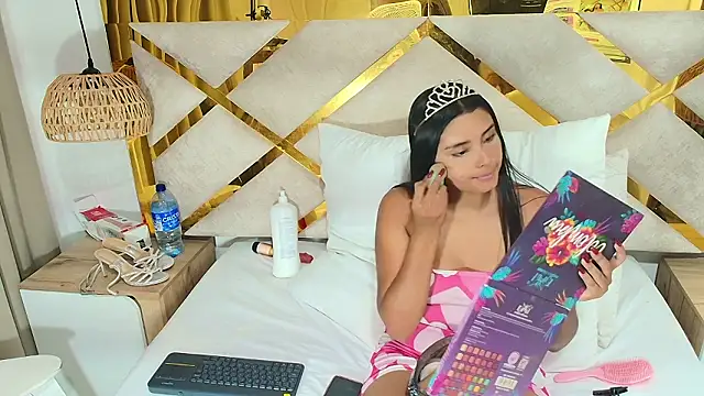 Snapshot of Madeline_Foxxxy chatting on February 2026 07:34:02 PM Madeline Foxxxy online show from February 2026 07:34:02 PM