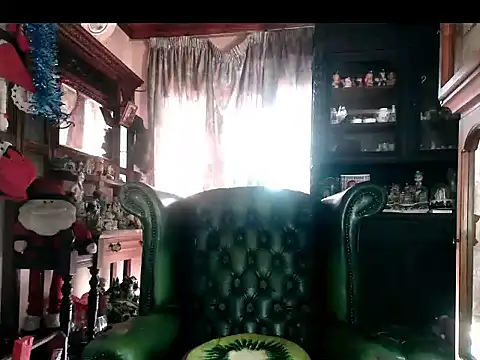 Snapshot of cosmicstar chatting on February 2026 11:36:02 AM cosmicstar online show from February 2026 11:36:02 AM