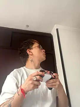 SimonMasseel online show from February 2026 06:48:01 PM