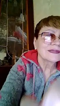 SophieBurns online show from April 2026 01:11:01 PM