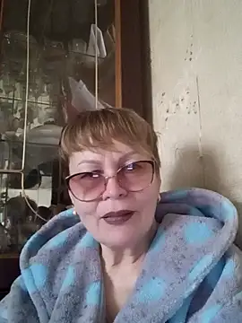 SophieBurns online show from April 2026 10:42:02 AM