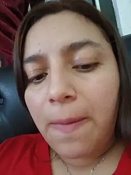 Snapshot of MajoArias chatting on April 2026 11:55:02 PM MajoArias online show from April 2026 11:55:02 PM