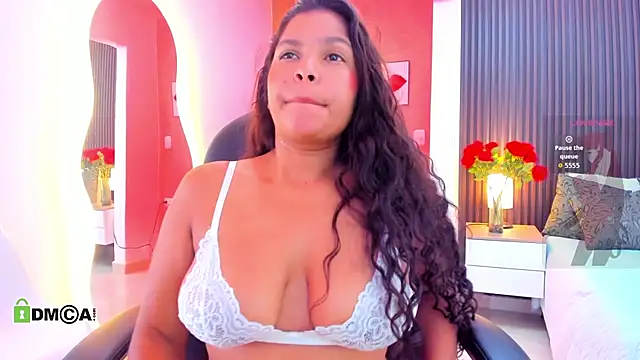 Dulcecooper1 online show from July 2026 07:39:01 PM