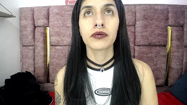 FRANCESCA LOVE  online show from June 2026 11:41:02 PM