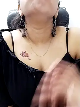 Snapshot of Tamil_sexy_doll chatting on February 2026 12:36:01 AM Tamil sexy doll online show from February 2026 12:36:01 AM