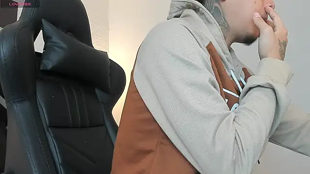 iamdaiker online show from February 2026 10:22:02 AM