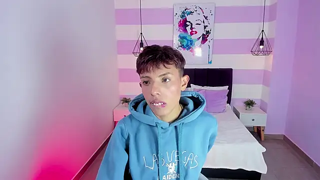 Snapshot of _camilo_ortiz chatting on March 2026 07:40:02 PM camilo ortiz online show from March 2026 07:40:02 PM